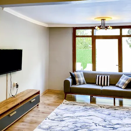 Peaceful With Private Pool And Bbq In Villa Sapanca