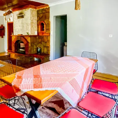 Peaceful With Private Pool And Bbq In *