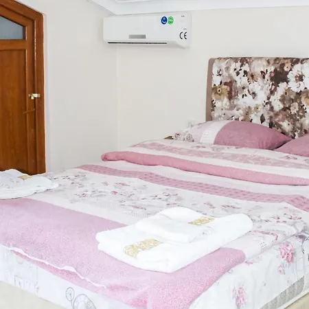 Peaceful With Private Pool And Bbq In Villa Sapanca