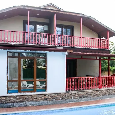 Peaceful With Private Pool And Bbq In Villa *